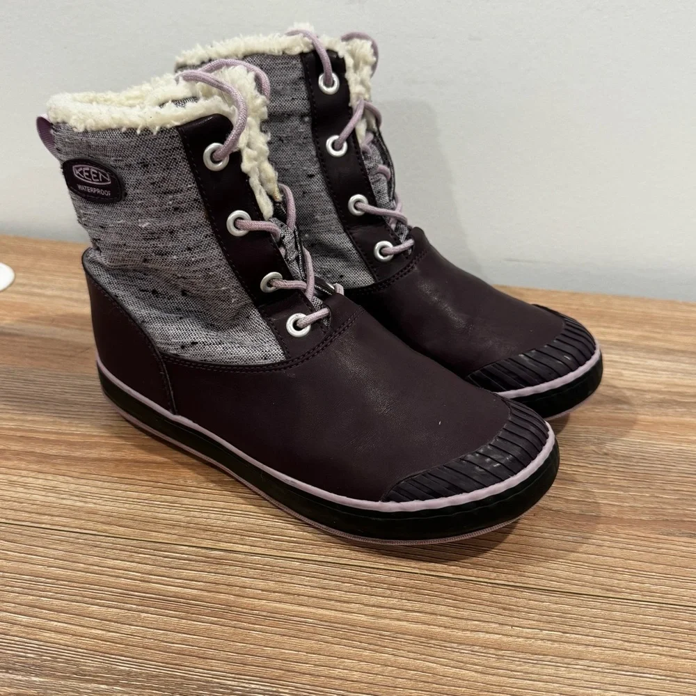 Keen Elsa Kids Size 5 Waterproof Snow Boots Purple Plum 1015491‎